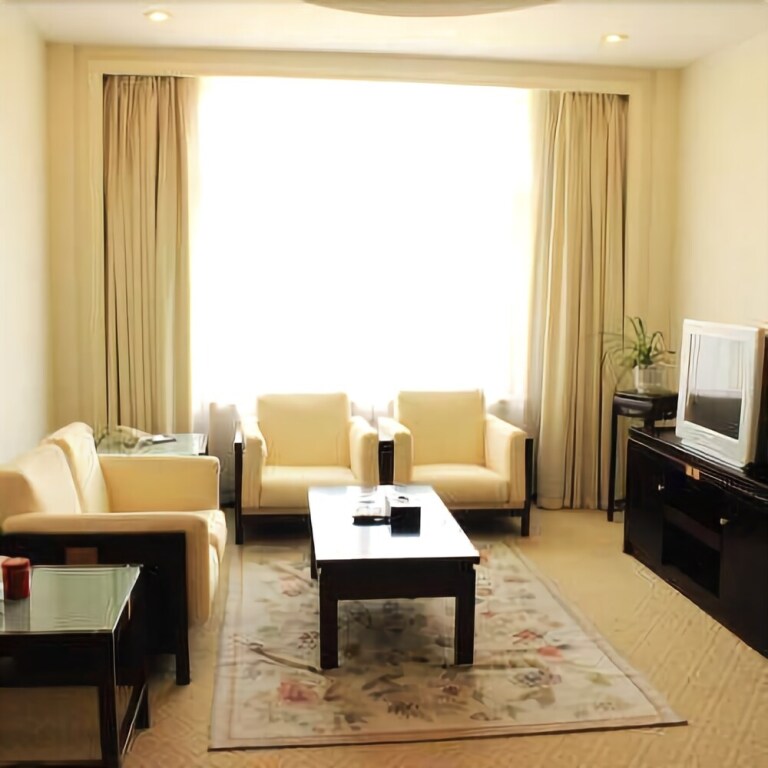 Аньцин: Quanli International Hotel