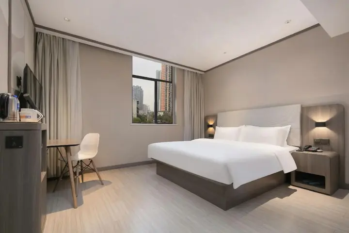 Ухань: HanTing Hotel (Wuhan Xudong MixC Mall)