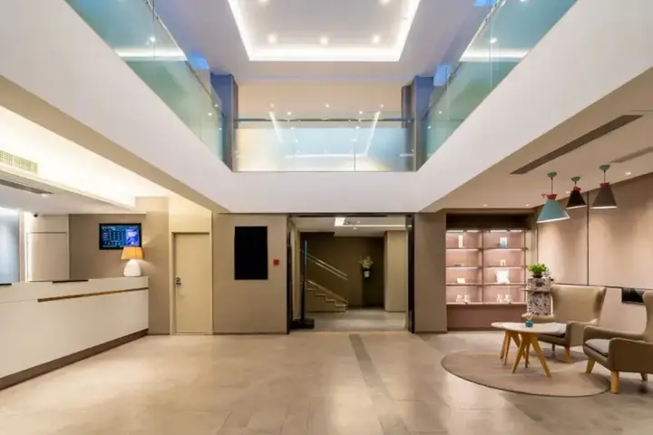 Сямынь: Homeinn · neo (Xiamen Railway Station Wànxiàngchéng)