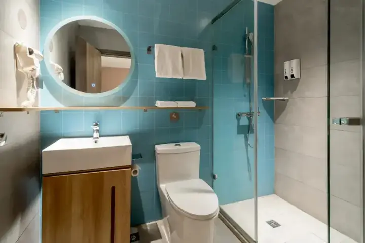 Сямынь: Homeinn · neo (Xiamen Railway Station Wànxiàngchéng)