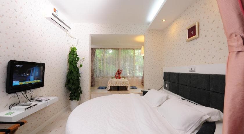 Яншо: V. HOME Inn (Yangshuo West Street Branch)