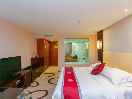 Синъи: Green Lake Hotel Jinzhou