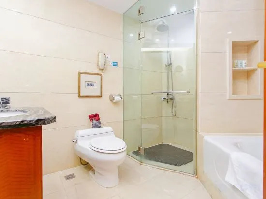 Синъи: Green Lake Hotel Jinzhou