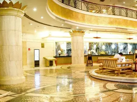 Цзинхун: King Land Hotel