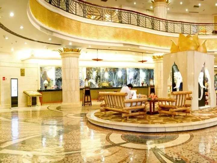 Цзинхун: King Land Hotel