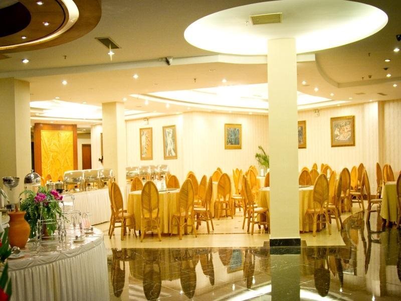 Цзинхун: King Land Hotel