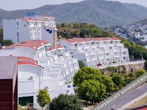 Чжоушань: Gold Coast Hotel