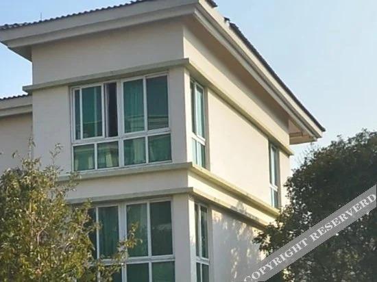 Чжоушань: 舟山千荷大酒店