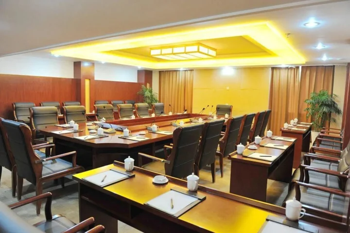 Аньцин: Tianji Hotel