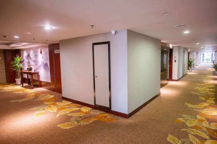 Аньцин: Tianji Hotel
