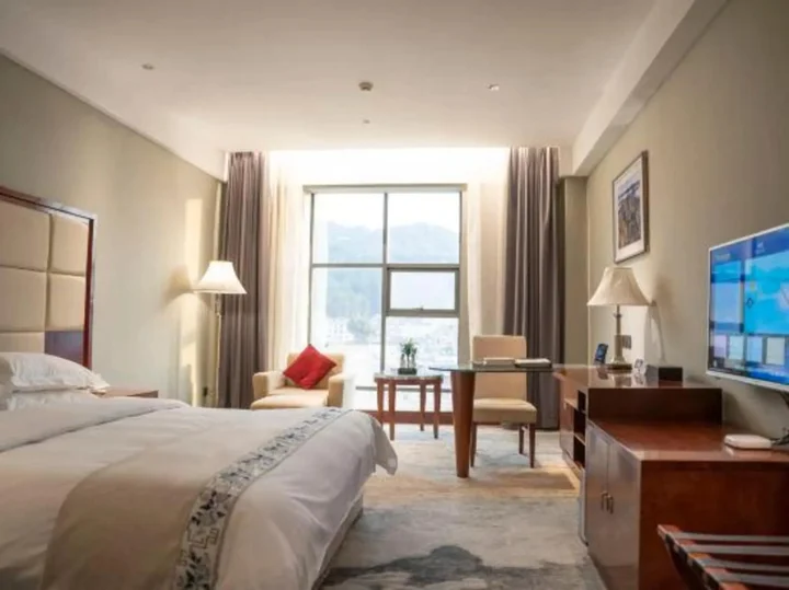 Аньцин: Tianji Hotel