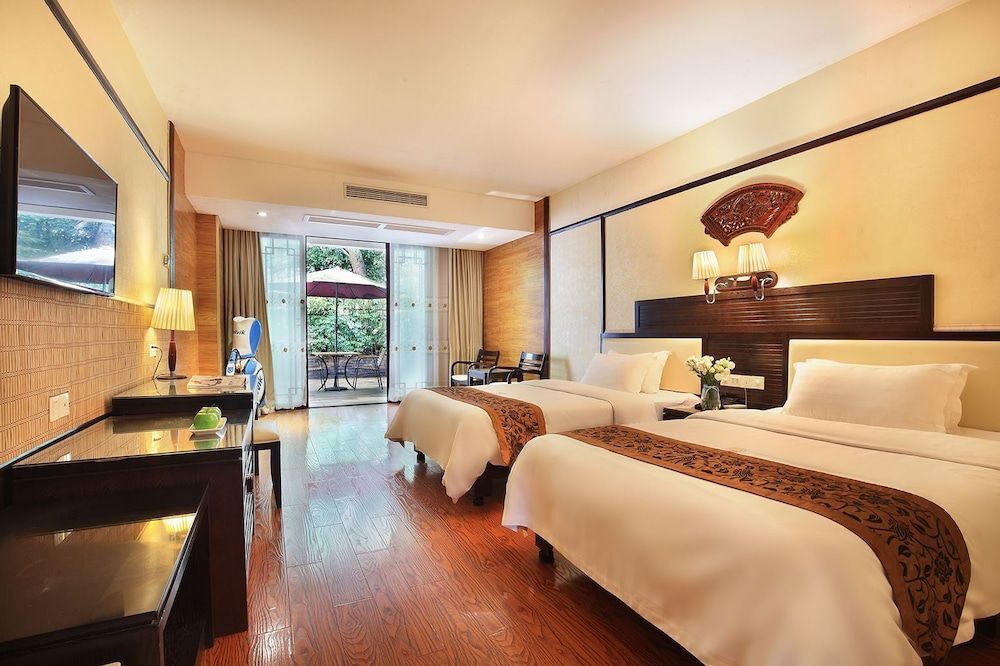 Гуйлинь: Dongjiang Golf Resort Hotel