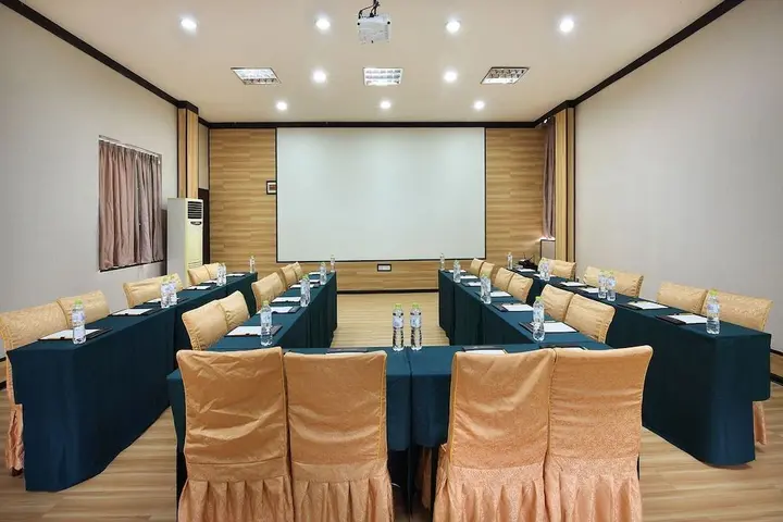 Гуйлинь: Dongjiang Golf Resort Hotel
