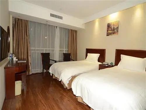 Хэфэй: Green Tree Inn Hefei Science Avennue Bus