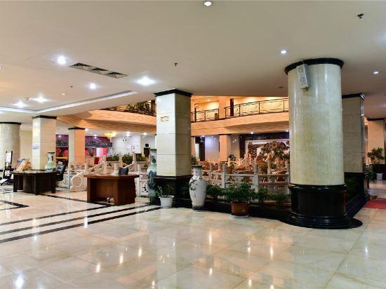 Дали: Dayu Hotel