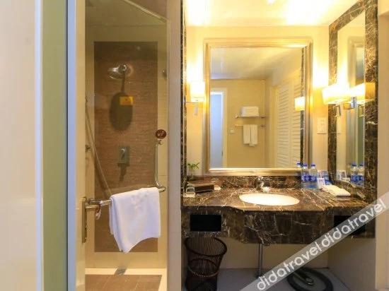 Дунъян: Platinum Luxury Hotel