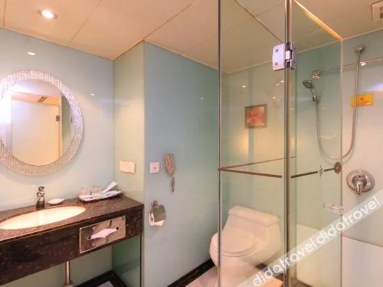 Дунъян: Platinum Luxury Hotel