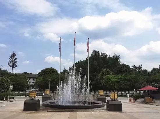 Чэнду: DuJiangYan Garden Hotel Dujiangyan