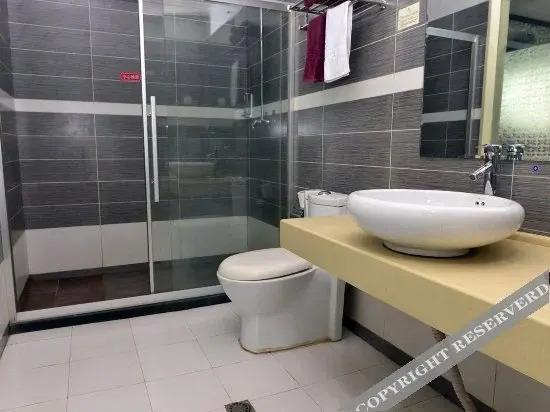 Харбин: Baofeng Hotel (Xuanqing)