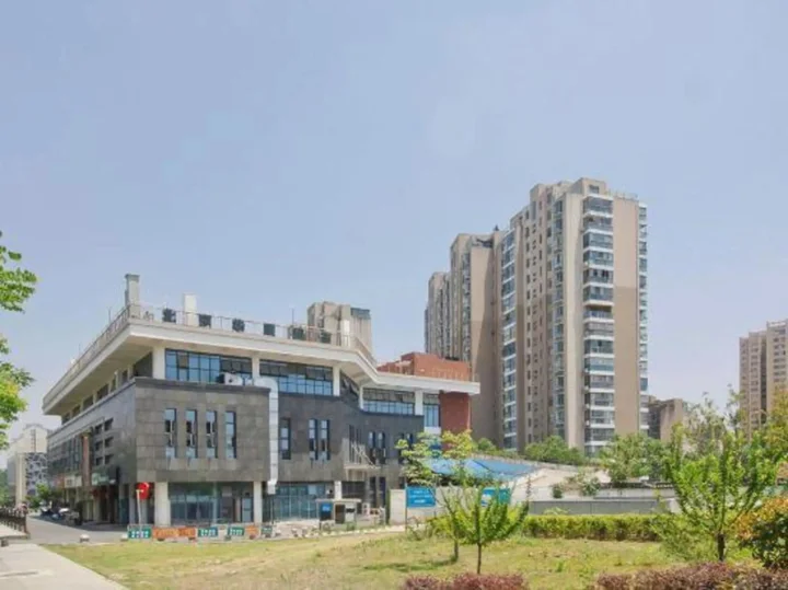 Хэфэй: Yaqi Business Hotel (Hefei High-speed Rail South Station North Square)