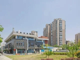 Хэфэй: Yaqi Business Hotel (Hefei High-speed Rail South Station North Square)