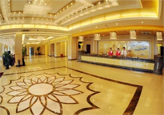 Харбин: Guanghan Hotel