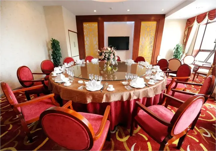 Харбин: Guanghan Hotel