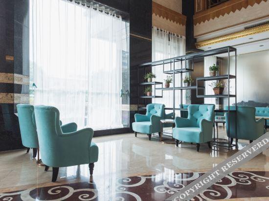 Хейан: Xinjiang Hotel Heyuan