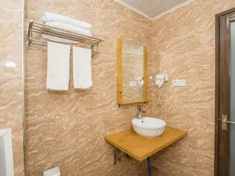 Дунъян: Sunshine Holiday Hotel