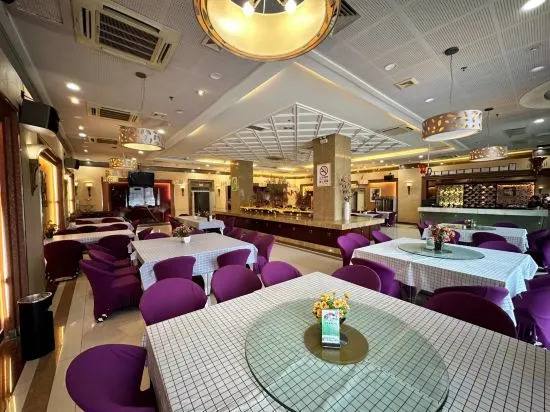 Корла: Jiaxin Guohua Hotel