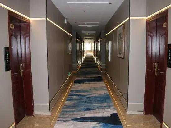 Корла: Jiaxin Guohua Hotel