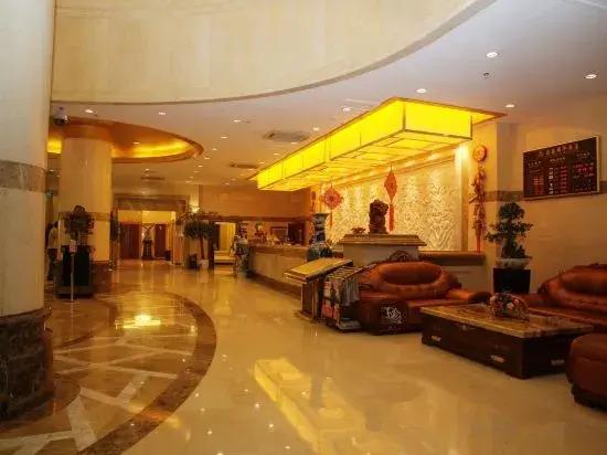 Корла: Jiaxin Guohua Hotel