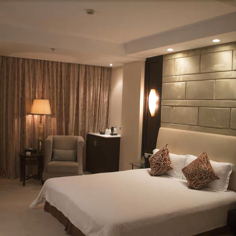 Наньтун: Rugao Guanghua International Hotel