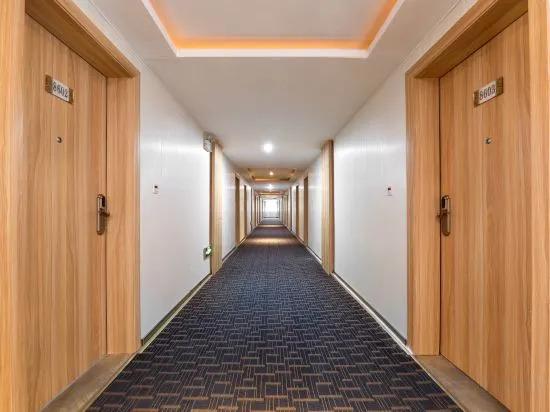 Шаогуань: Friendly Hotel (Shaoguan Nanhua Temple)
