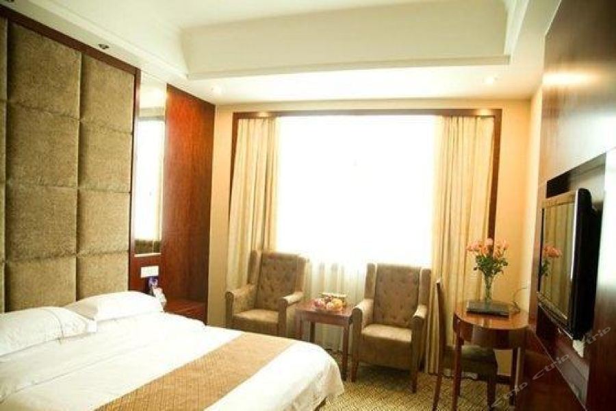Шанграо: Poyang Hotel