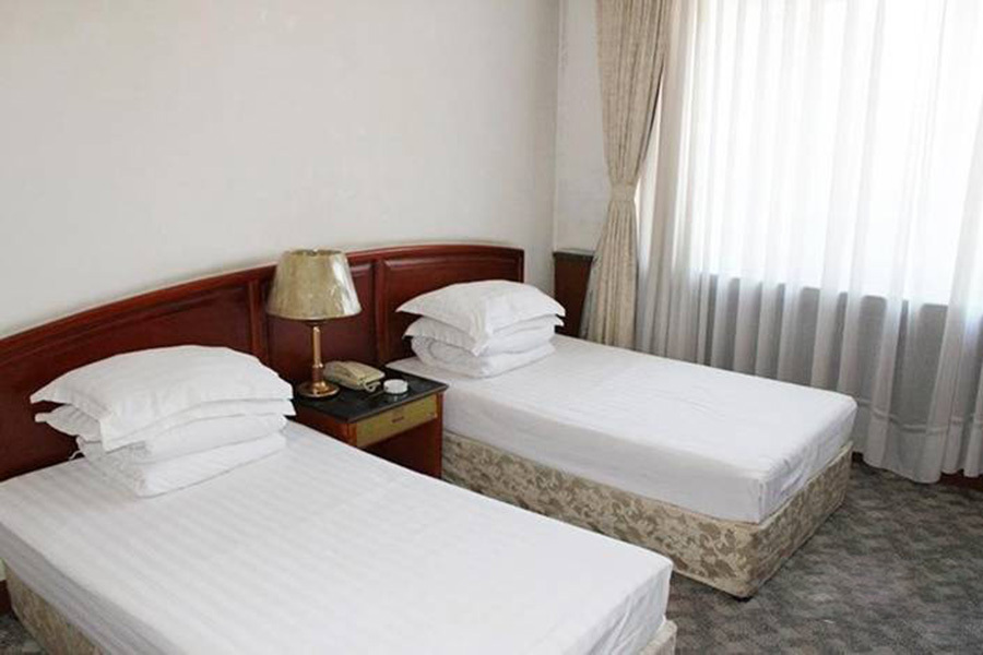 Шэньян: Beiling Hotel Shenyang