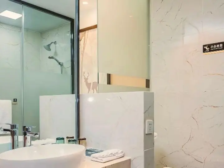 Суцянь: Shuyang Yeshi International Hotel