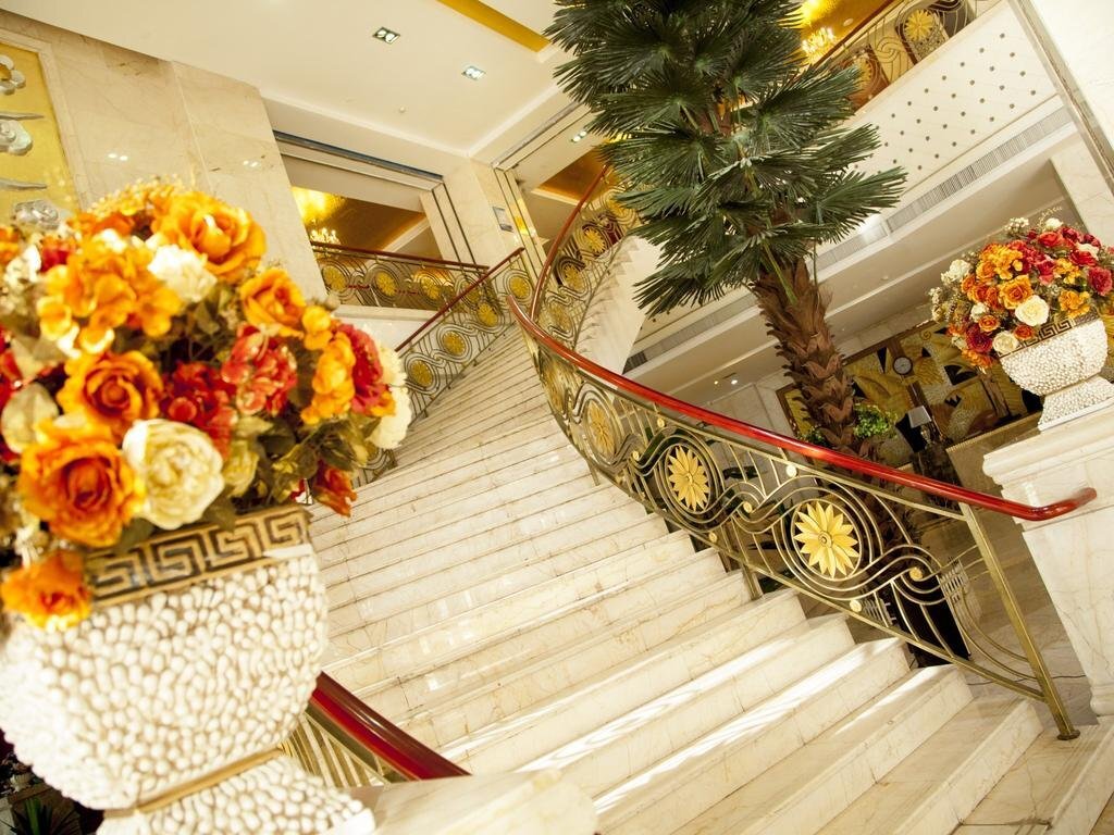 Шицзуйшань: Jinhu Hotel