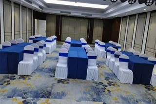 Шиянь: Royal Holiday Hotel (Wuyan Military District Headquarters Branch)