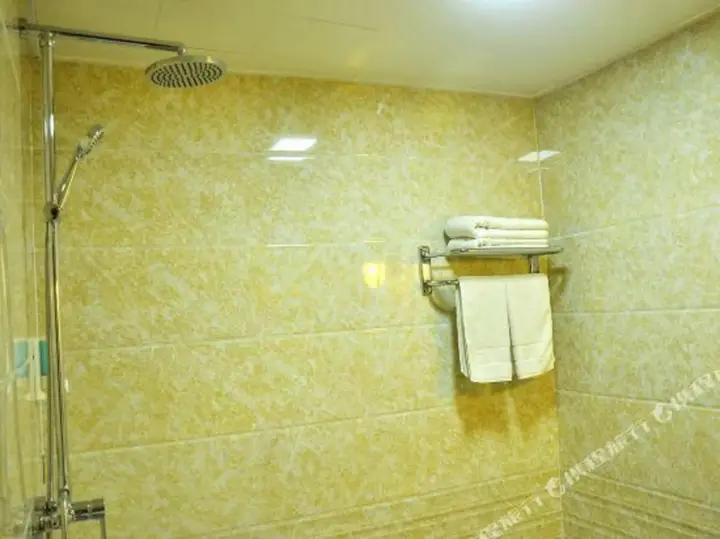 Тайюань: Taiyuan Water Conservancy Building Finance University North Campus Store