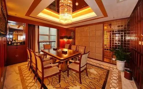 Аньцин: Seventh Fairy International Hotel
