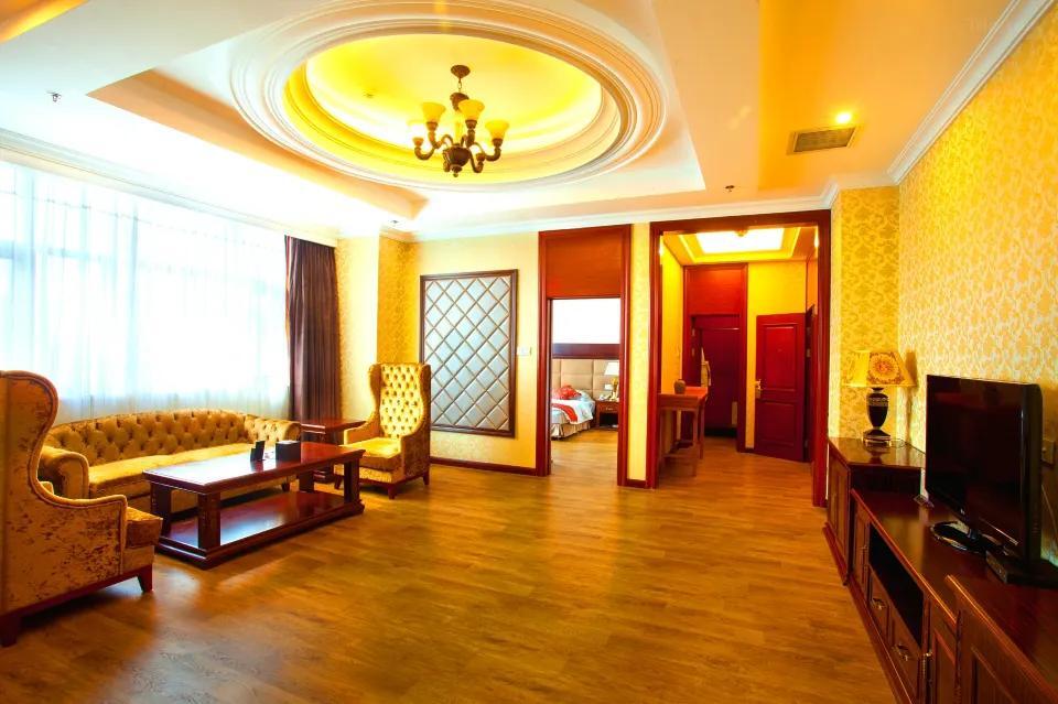 Удаляньчи: Hot Spring Leisure City International Hotel