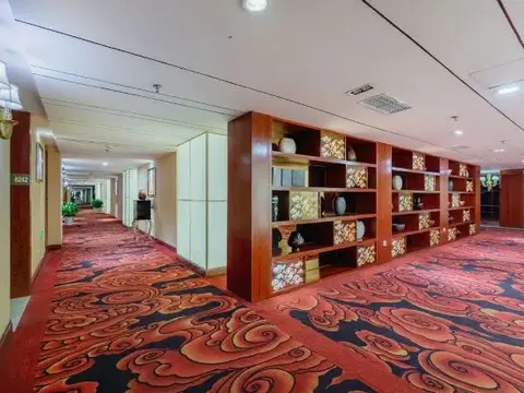 Уху: Luban International Hotel