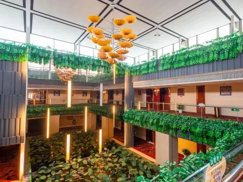 Уху: Luban International Hotel