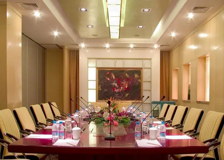 Уси: Xiangmei International