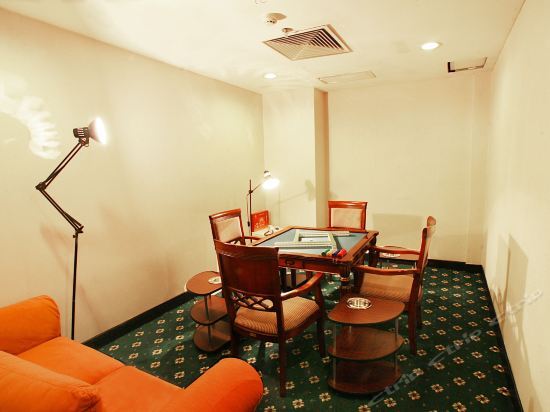 Уси: Concord Plaza Hotel