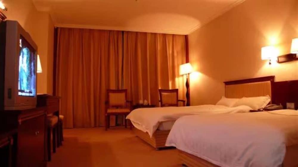 Синин: Xi Bai Hotel