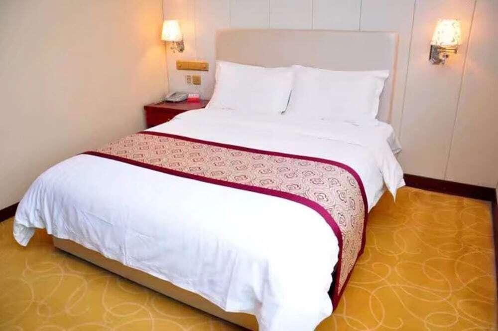 Синин: Xi Bai Hotel