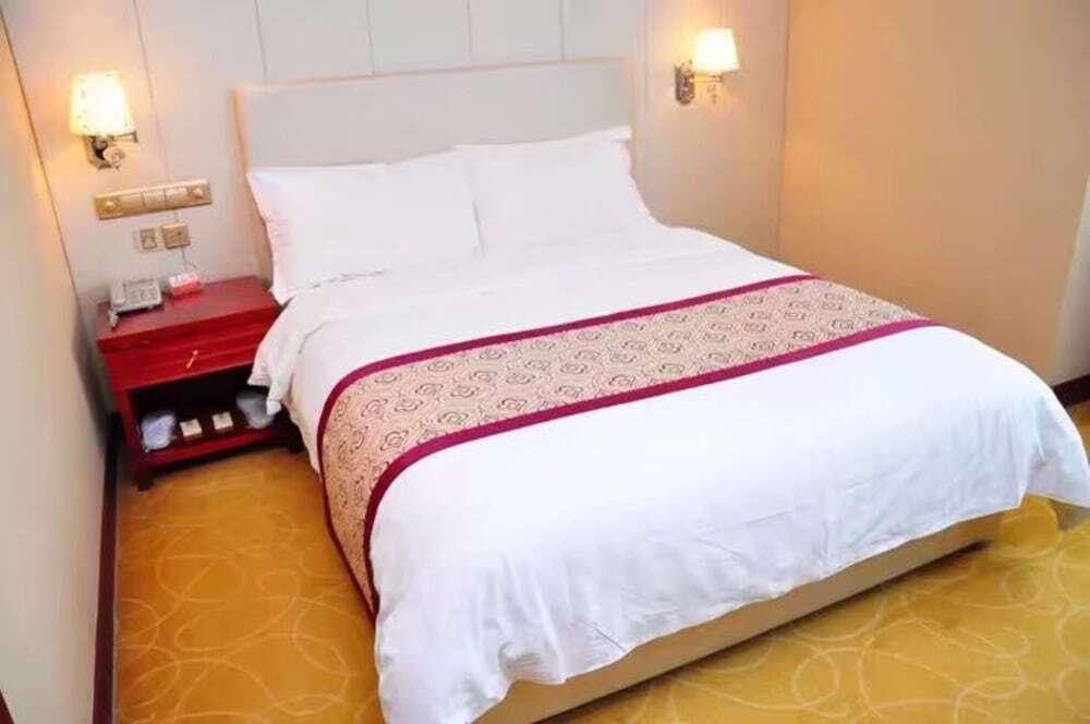 Синин: Xi Bai Hotel