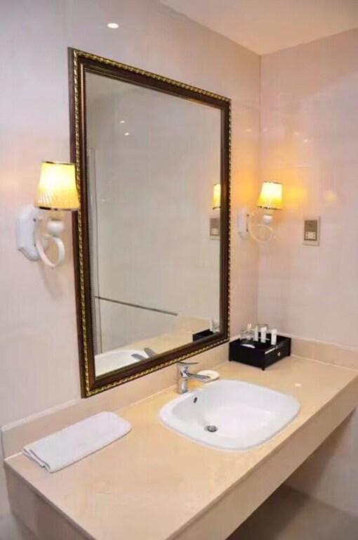 Синин: Xi Bai Hotel